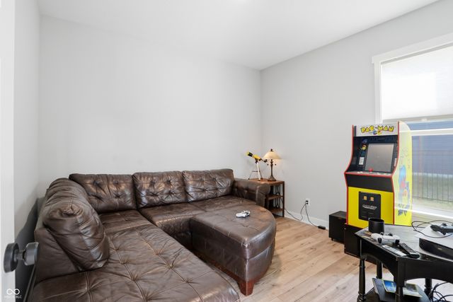 4285 Ironclad Drive, Bargersville, IN 46106