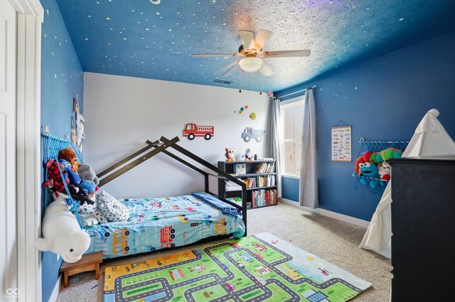 4285 Ironclad Drive, Bargersville, IN 46106