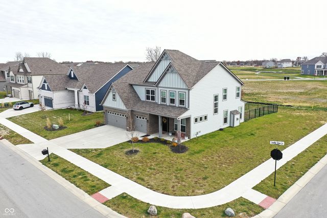 4285 Ironclad Drive, Bargersville, IN 46106