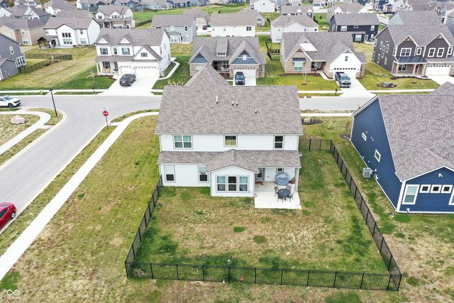 4285 Ironclad Drive, Bargersville, IN 46106