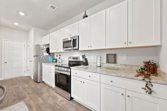122 Cypress Hollow Dr., Little River, SC 29566