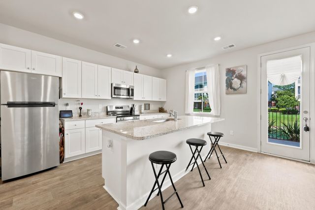 122 Cypress Hollow Dr., Little River, SC 29566