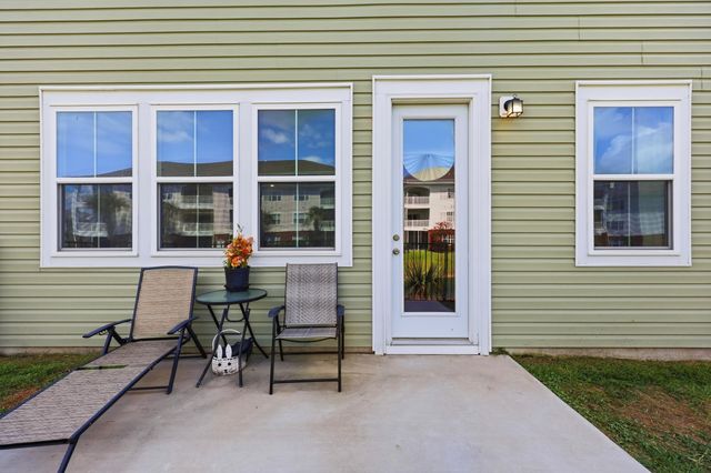 122 Cypress Hollow Dr., Little River, SC 29566