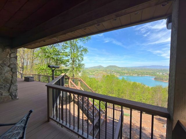 928 Kirkland Drive, Hiawassee, GA 30546
