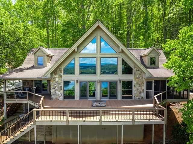 928 Kirkland Drive, Hiawassee, GA 30546