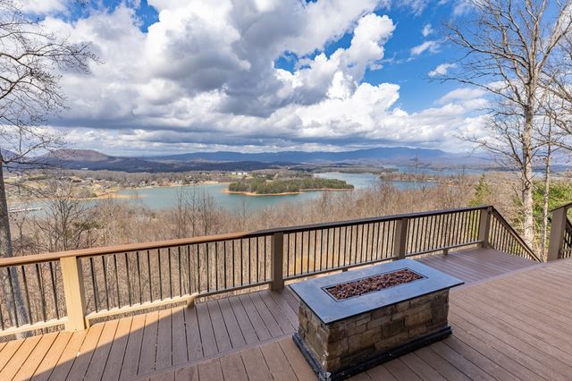 928 Kirkland Drive, Hiawassee, GA 30546