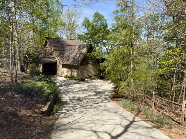 928 Kirkland Drive, Hiawassee, GA 30546