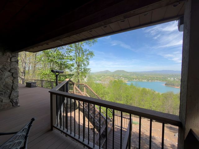 928 Kirkland Drive, Hiawassee, GA 30546