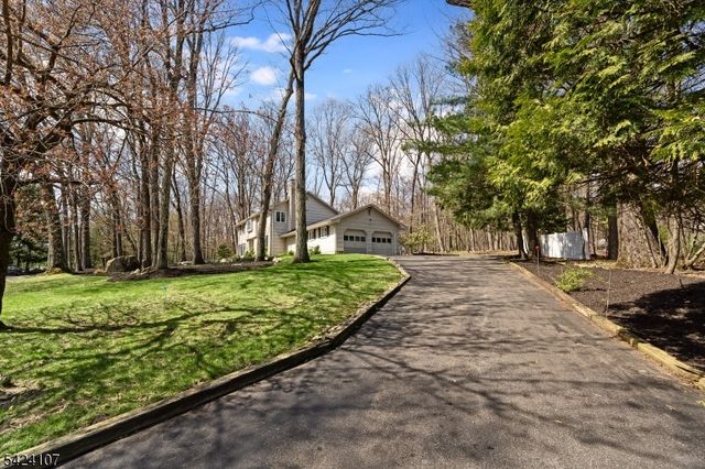 140 Flintlock Rd, Parsippany-troy Hills Twp., NJ 07950