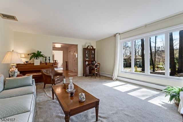 140 Flintlock Rd, Parsippany-troy Hills Twp., NJ 07950