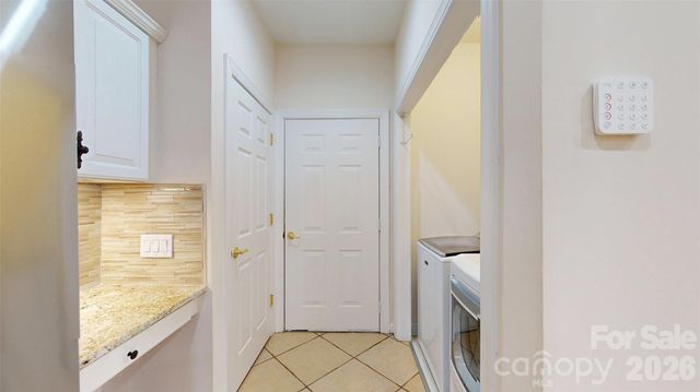 8278 Windsor Ridge Drive, Charlotte, NC 28277