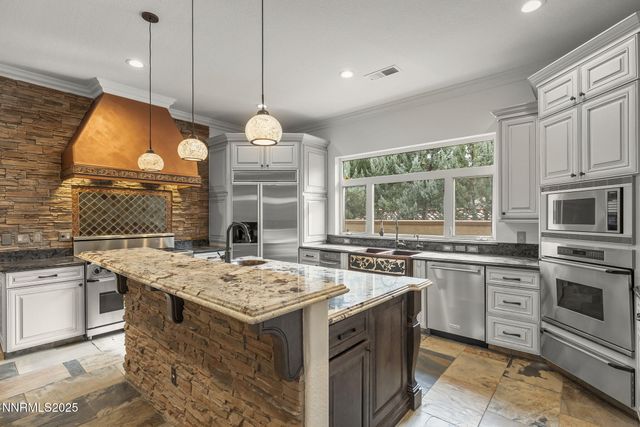 2415 Marina Circle, Reno, NV 89519