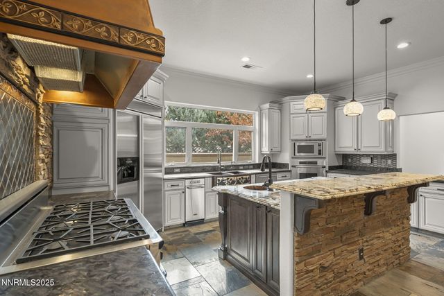 2415 Marina Circle, Reno, NV 89519