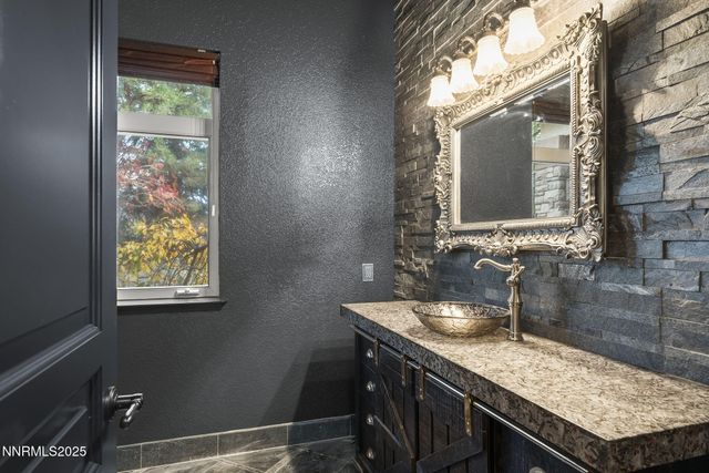 2415 Marina Circle, Reno, NV 89519