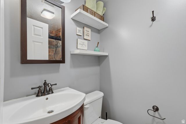 1012 N 400 W, Bountiful, UT 84010