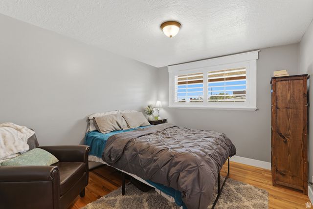 1012 N 400 W, Bountiful, UT 84010