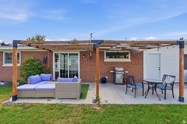 1012 N 400 W, Bountiful, UT 84010