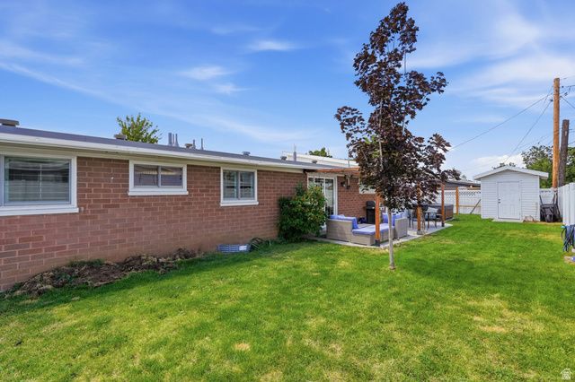 1012 N 400 W, Bountiful, UT 84010