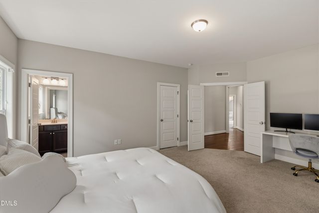 7421 Stonehenge Farm Lane, Raleigh, NC 27613