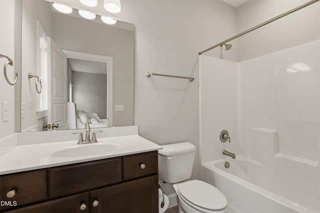 7421 Stonehenge Farm Lane, Raleigh, NC 27613