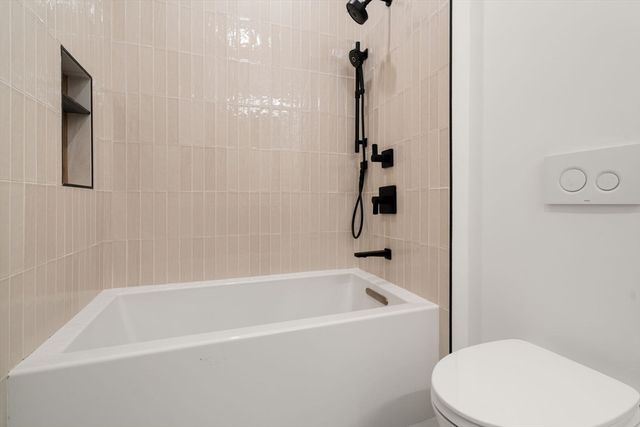 58 Kent 404, Brookline, MA 02445