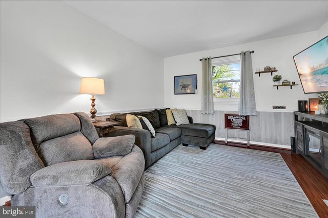 878 CHURCH ST, Landisville, PA 17538