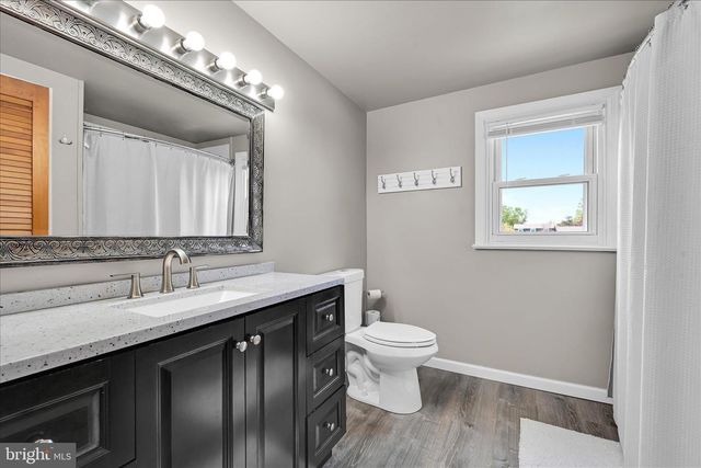 878 CHURCH ST, Landisville, PA 17538