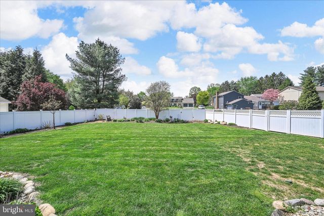 878 CHURCH ST, Landisville, PA 17538