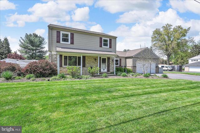 878 CHURCH ST, Landisville, PA 17538