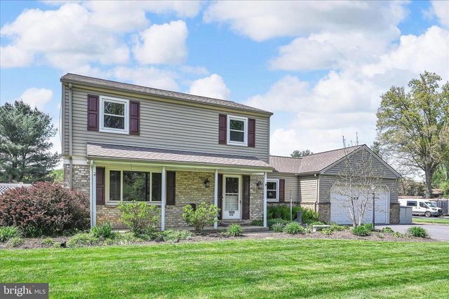 878 CHURCH ST, Landisville, PA 17538