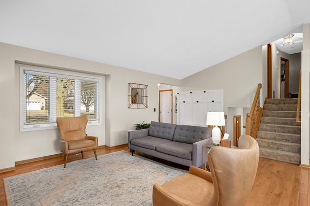 1840 129th Lane NE, Blaine, MN 55449