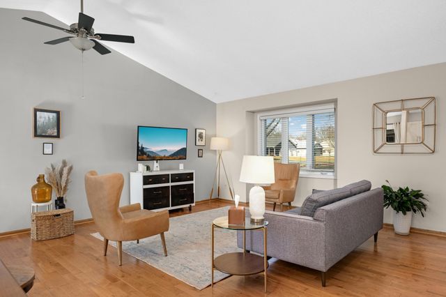 1840 129th Lane NE, Blaine, MN 55449