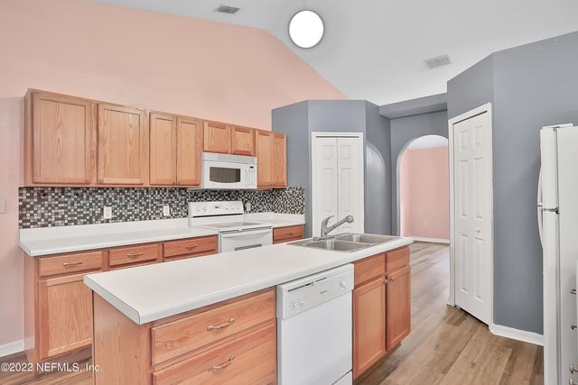 11 WHEATFIELD Drive, Palm Coast, FL 32164