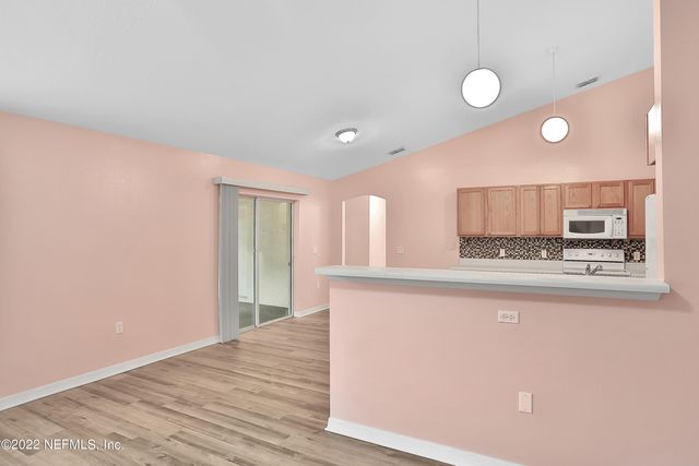 11 WHEATFIELD Drive, Palm Coast, FL 32164