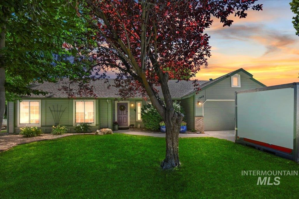 1948 N Carissa Ave, Boise, ID 83704
