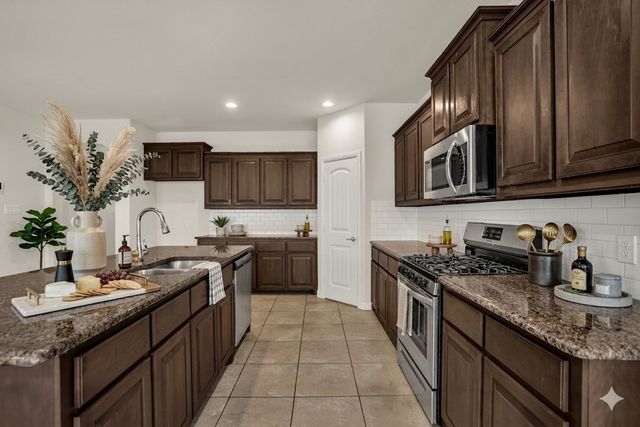 409 Oakbluff Drive, Denton, TX 76210