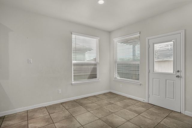 409 Oakbluff Drive, Denton, TX 76210