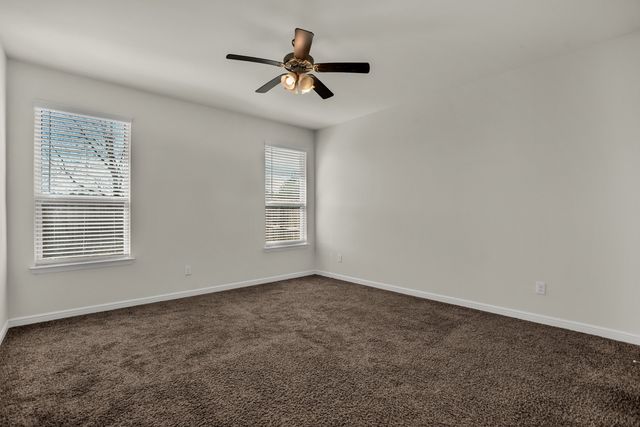 409 Oakbluff Drive, Denton, TX 76210