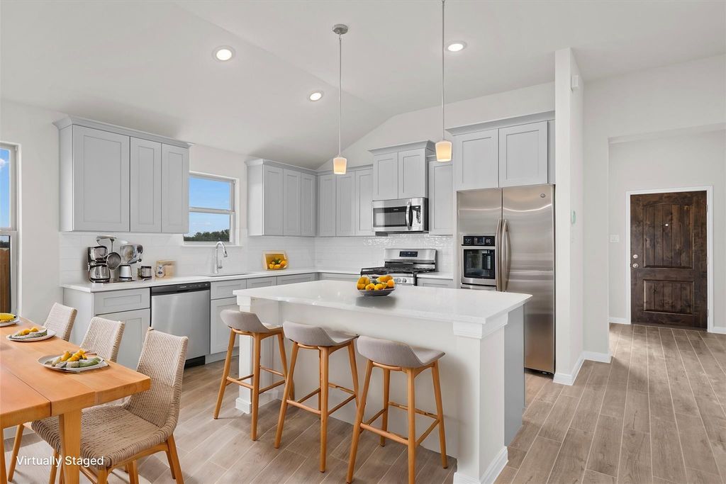 134 Arena DR, Liberty Hill, TX 78642