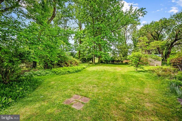 618 LAKE DR, Baltimore, MD 21286
