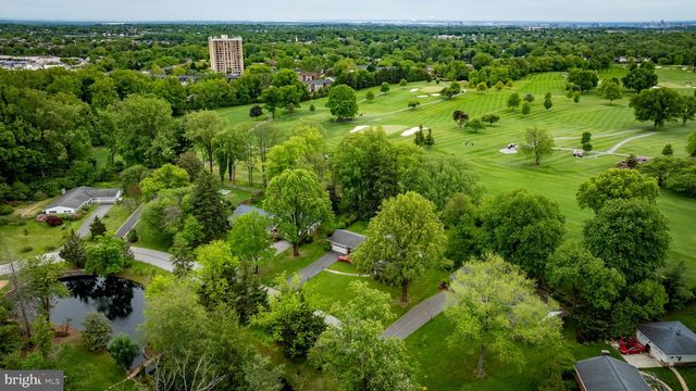 618 LAKE DR, Baltimore, MD 21286