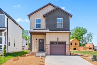 512 Charleston Cove Way, Clarksville, TN 37043