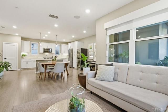 2744 Via Alta Place, San Diego, CA 92108