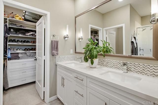 2744 Via Alta Place, San Diego, CA 92108