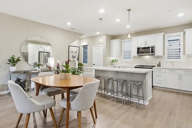 2744 Via Alta Place, San Diego, CA 92108