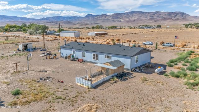 9185 Navajo Trail, Stagecoach, NV 89429