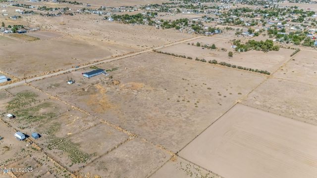 9185 Navajo Trail, Stagecoach, NV 89429