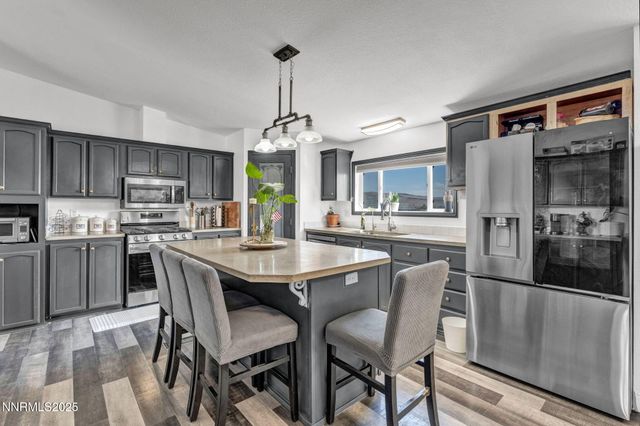 9185 Navajo Trail, Stagecoach, NV 89429