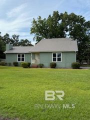 420 Camelia Circle, Gulf Shores, AL 36542