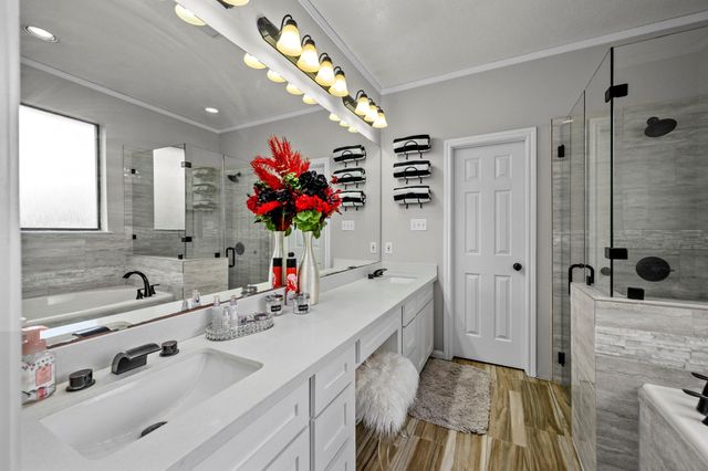 12302 Fisher Drive, Mont Belvieu, TX 77523